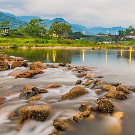 Pura Nakhon Hotel Nakhon Si Thammarat Buitenkant foto