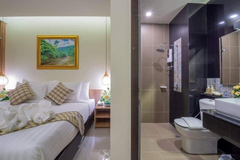 Pura Nakhon Hotel Nakhon Si Thammarat Buitenkant foto