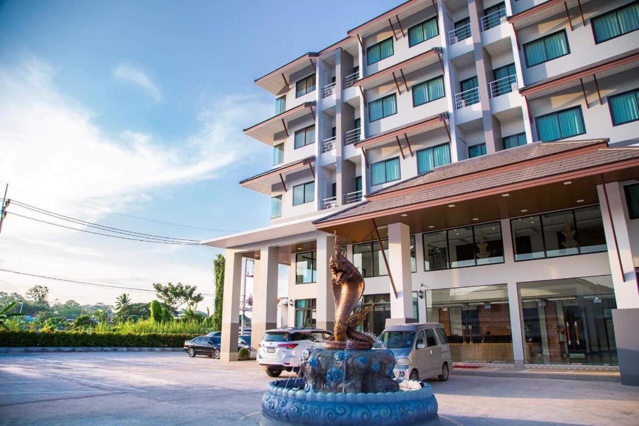 Pura Nakhon Hotel Nakhon Si Thammarat Buitenkant foto