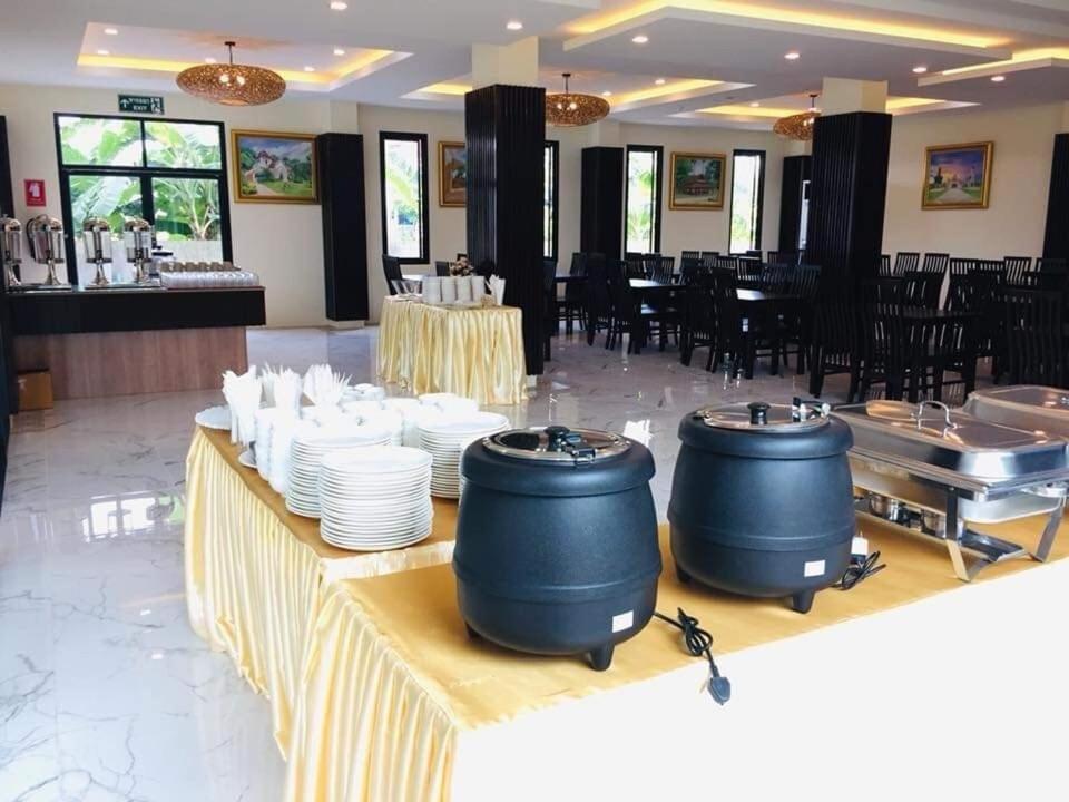Pura Nakhon Hotel Nakhon Si Thammarat Buitenkant foto